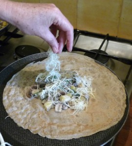 Adding filling to crepe